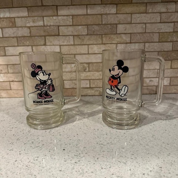 Disney Other - 1970s‎ Walt Disney glass mugs   G4